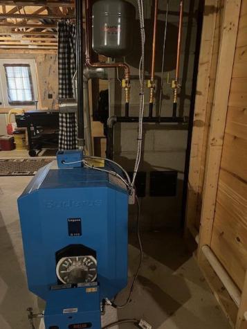 60 Riley Road Mexico ME 04257