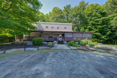 32 Roddy Lane Readfield ME 04355