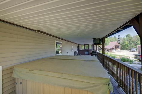 32 Roddy Lane Readfield ME 04355