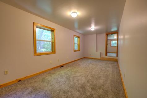 32 Roddy Lane Readfield ME 04355