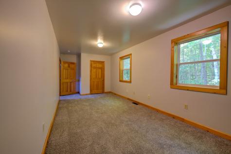 32 Roddy Lane Readfield ME 04355