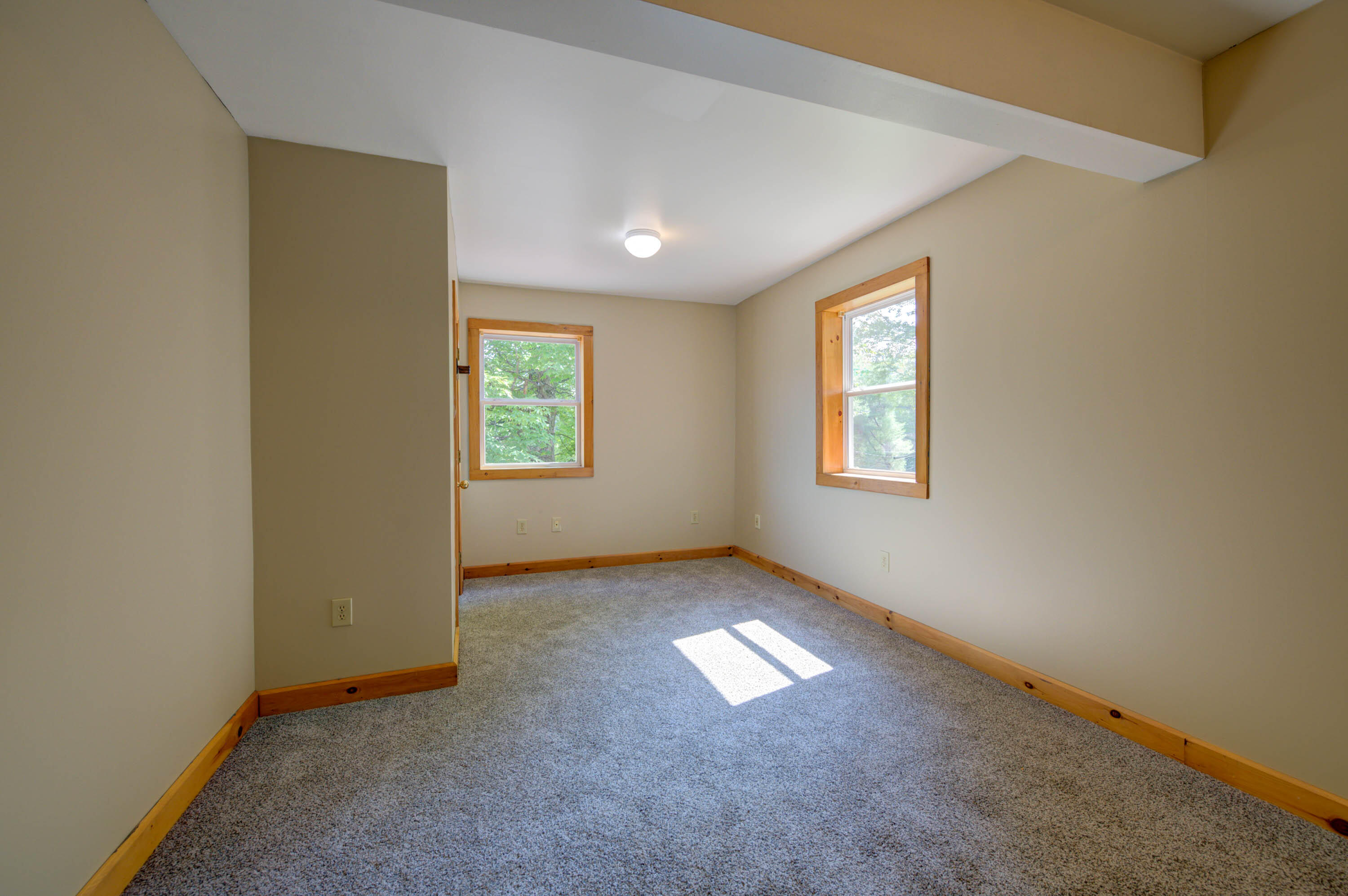 32 Roddy Lane Readfield ME 04355