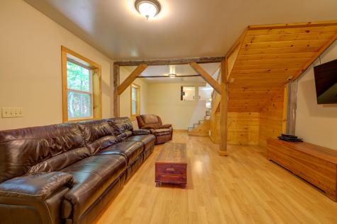 32 Roddy Lane Readfield ME 04355