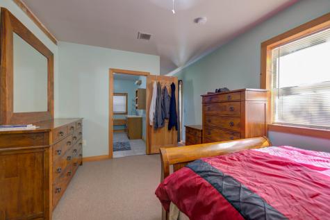 32 Roddy Lane Readfield ME 04355