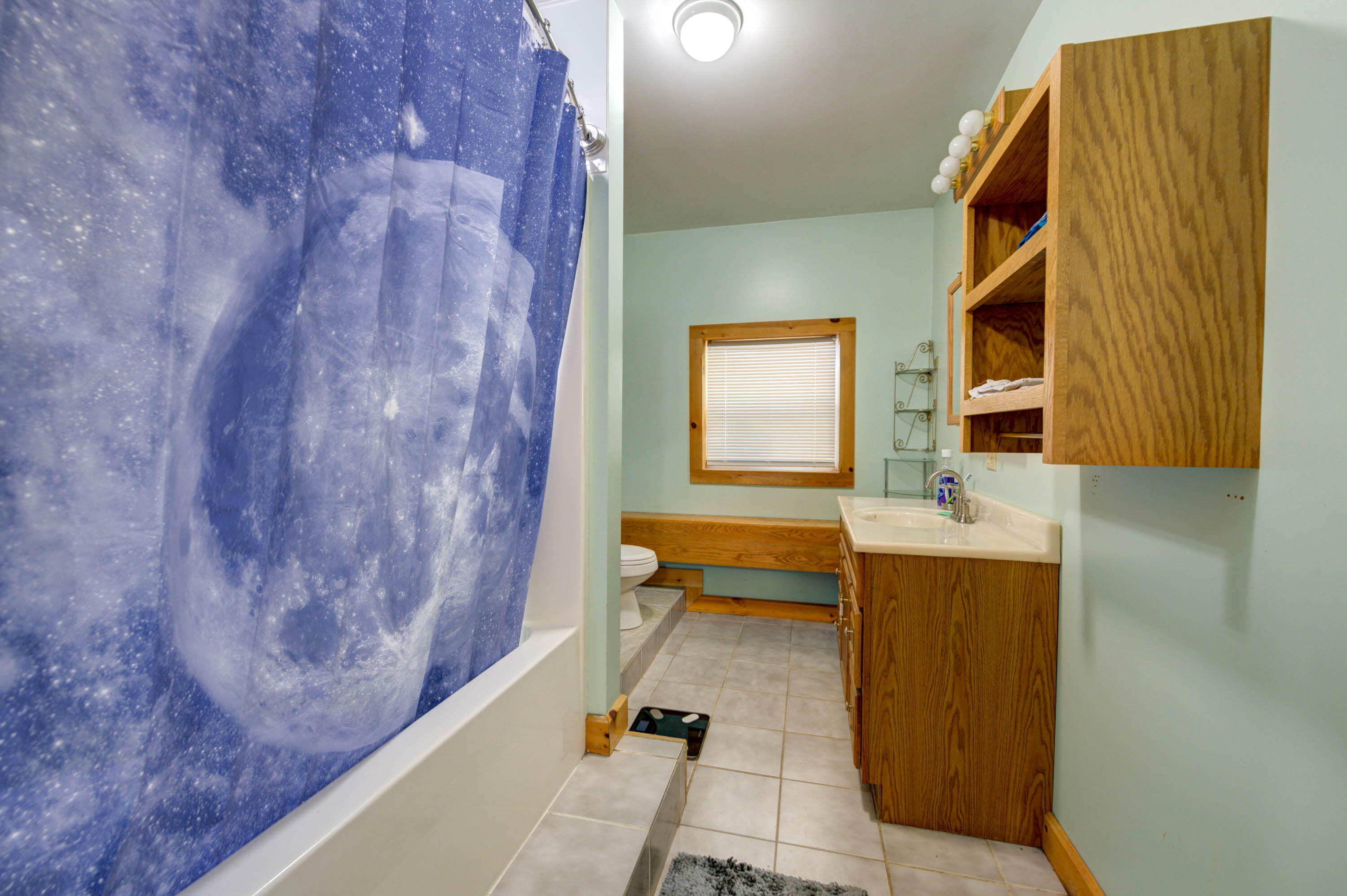 32 Roddy Lane Readfield ME 04355