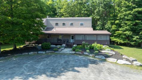 32 Roddy Lane Readfield ME 04355