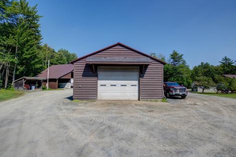 32 Roddy Lane Readfield ME 04355