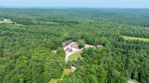 32 Roddy Lane Readfield ME 04355