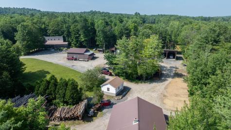 32 Roddy Lane Readfield ME 04355