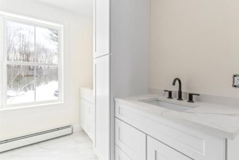 25 Carriage Hill North Yarmouth ME 04097