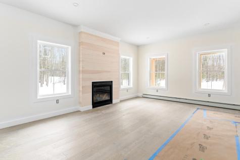 25 Carriage Hill North Yarmouth ME 04097