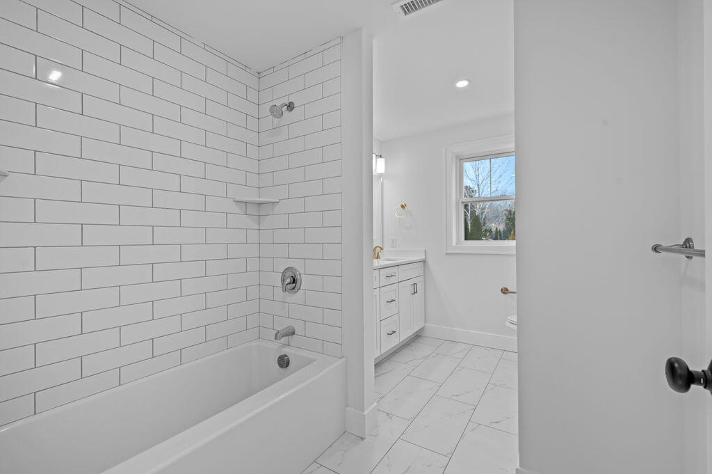 3 Mckenney Lane Kennebunkport ME 04046