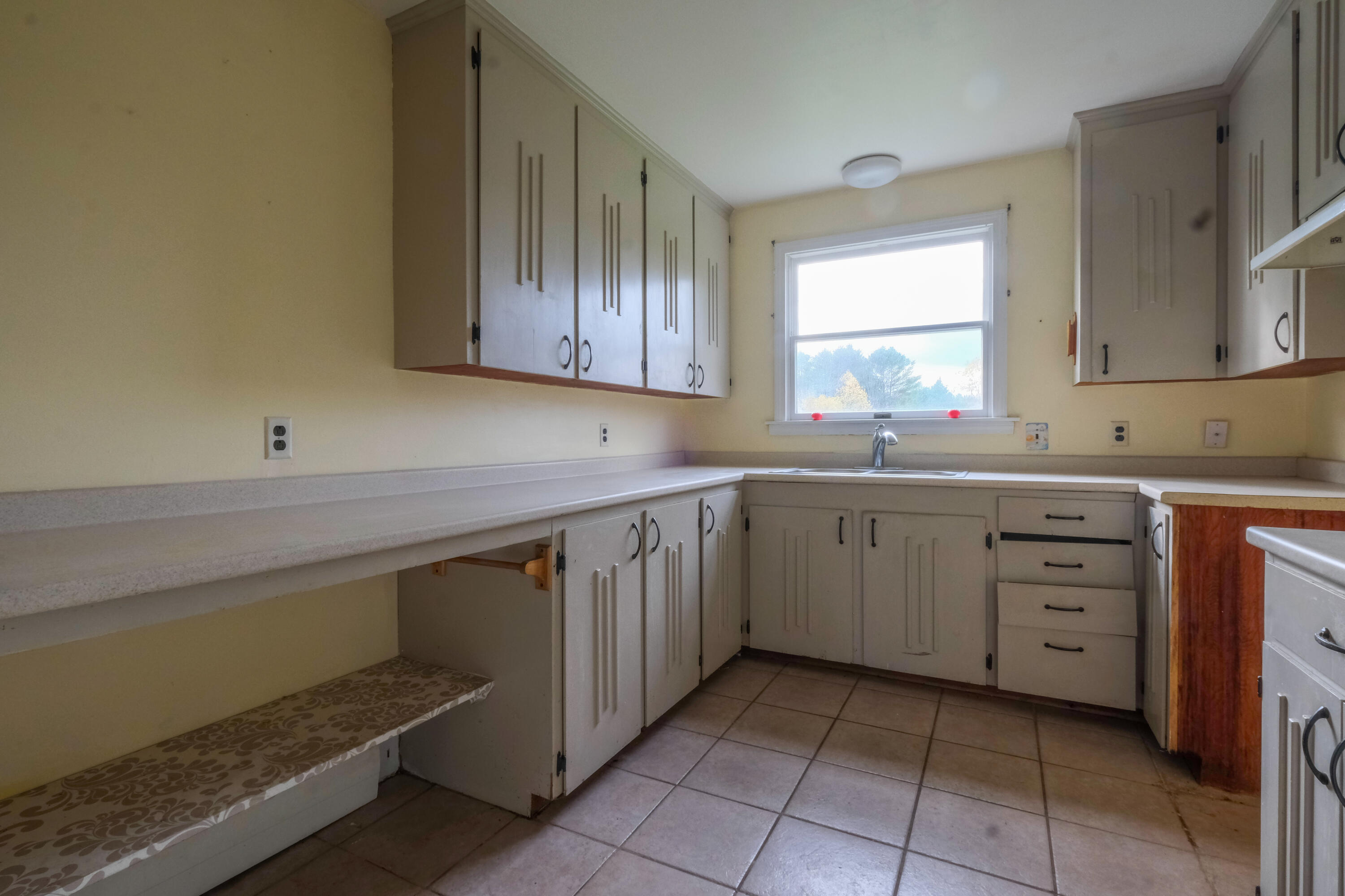 62 Litchfield Road Bowdoin ME 04287