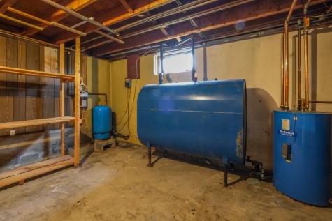 62 Litchfield Road Bowdoin ME 04287