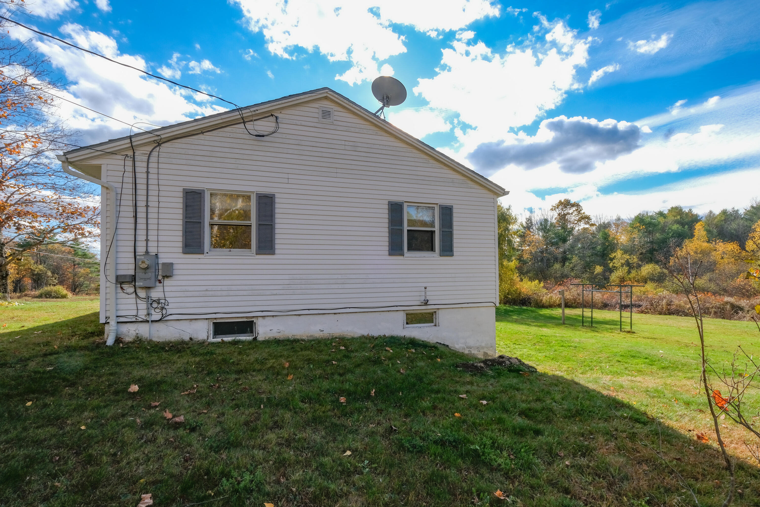 62 Litchfield Road Bowdoin ME 04287