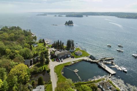58 Roads End Road Boothbay Harbor ME 04538