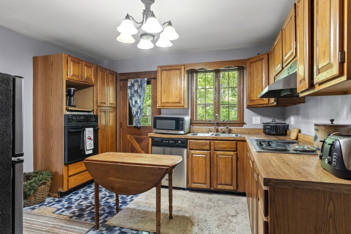 58 Roads End Road Boothbay Harbor ME 04538