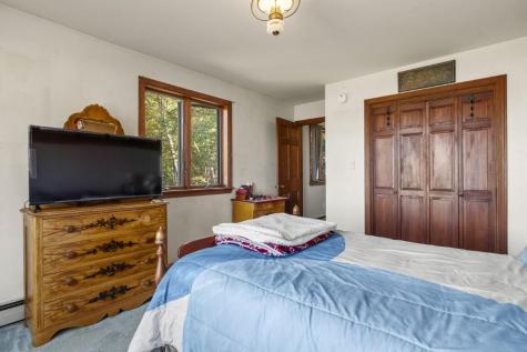 58 Roads End Road Boothbay Harbor ME 04538