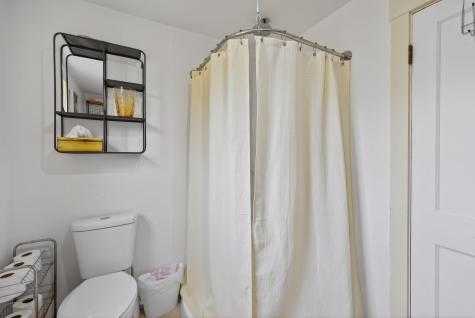 78 State Route 32 Bristol ME 04554