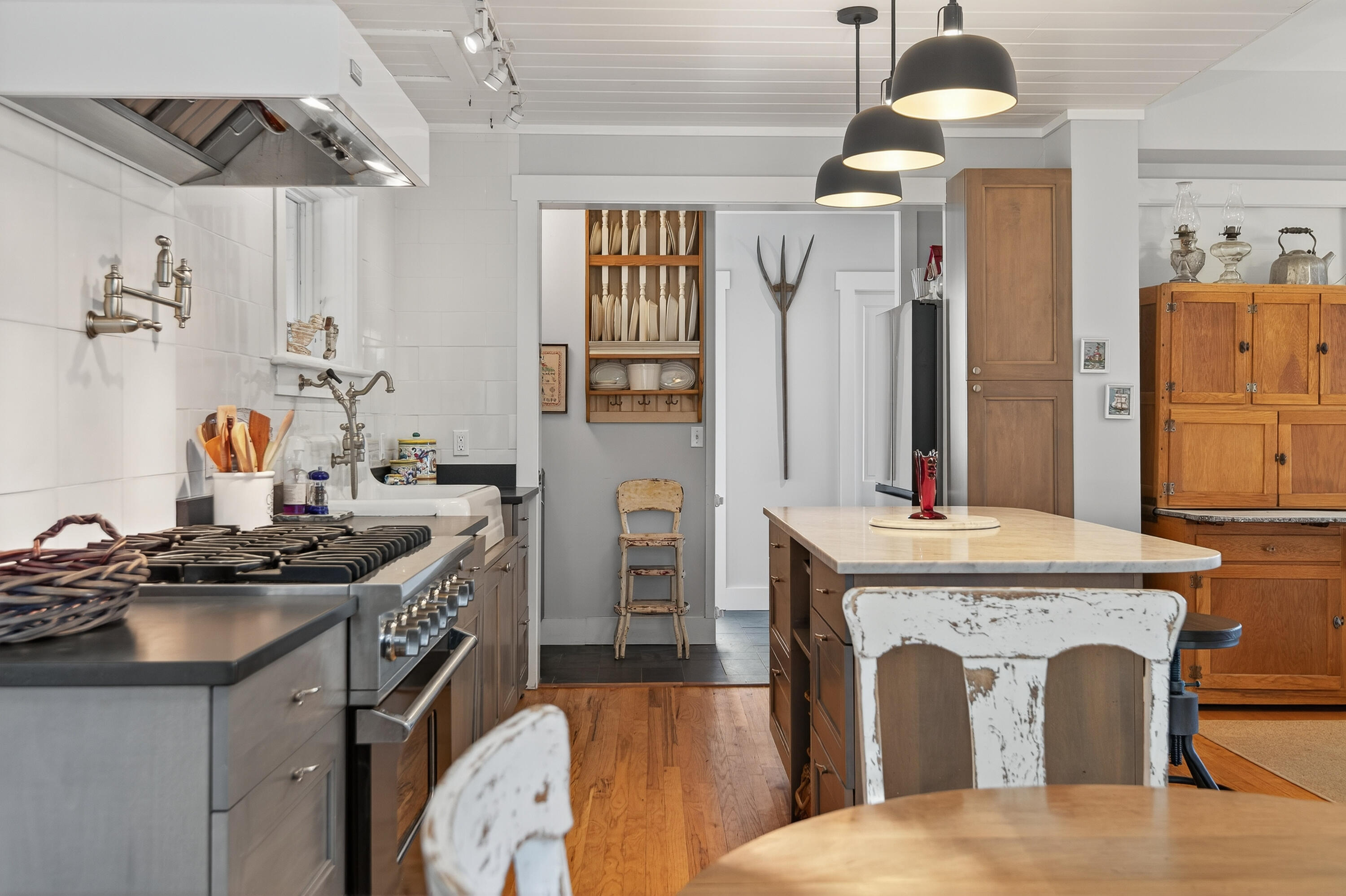 202 Two Lights Road Cape Elizabeth ME 04107