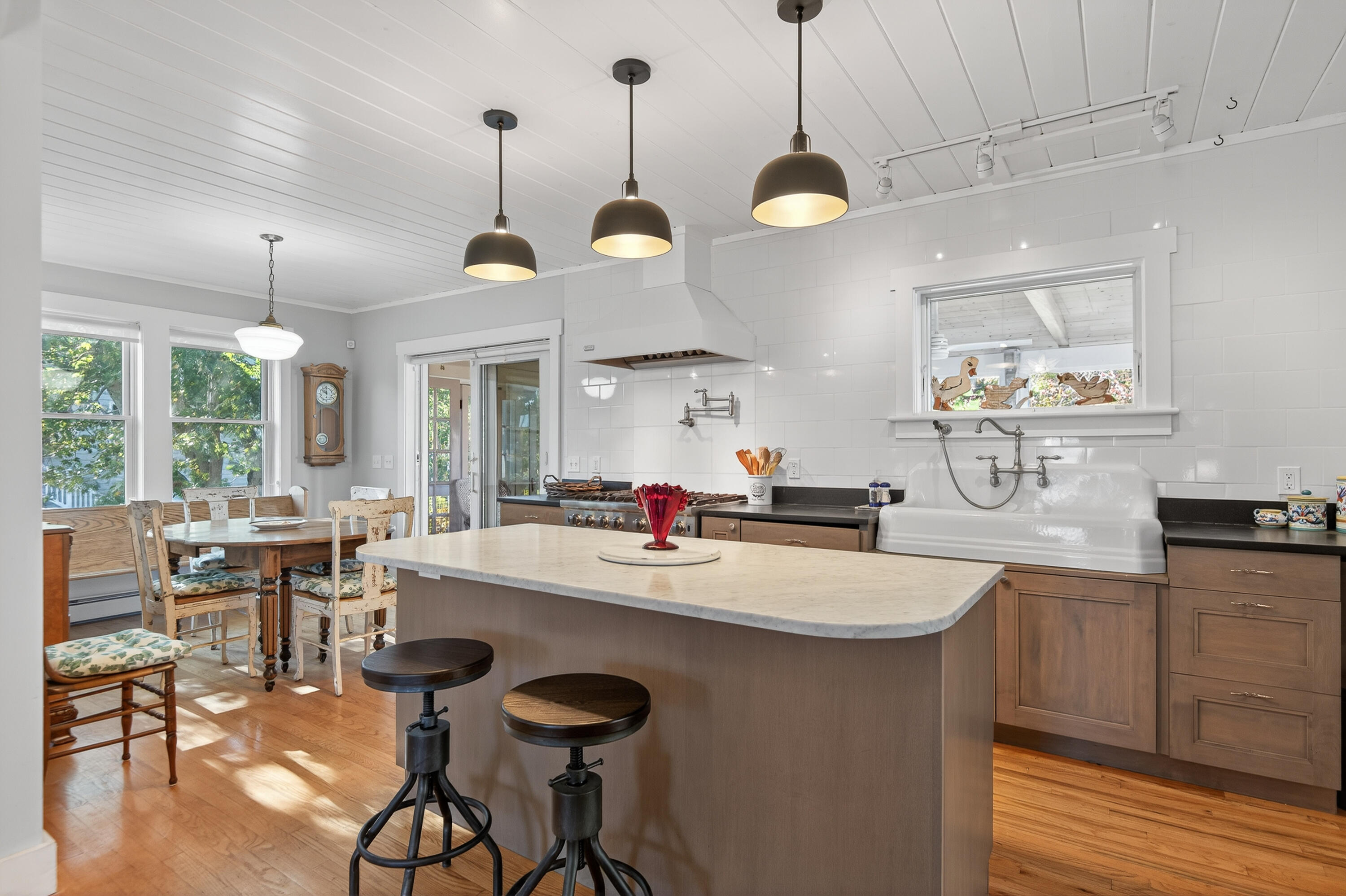 202 Two Lights Road Cape Elizabeth ME 04107