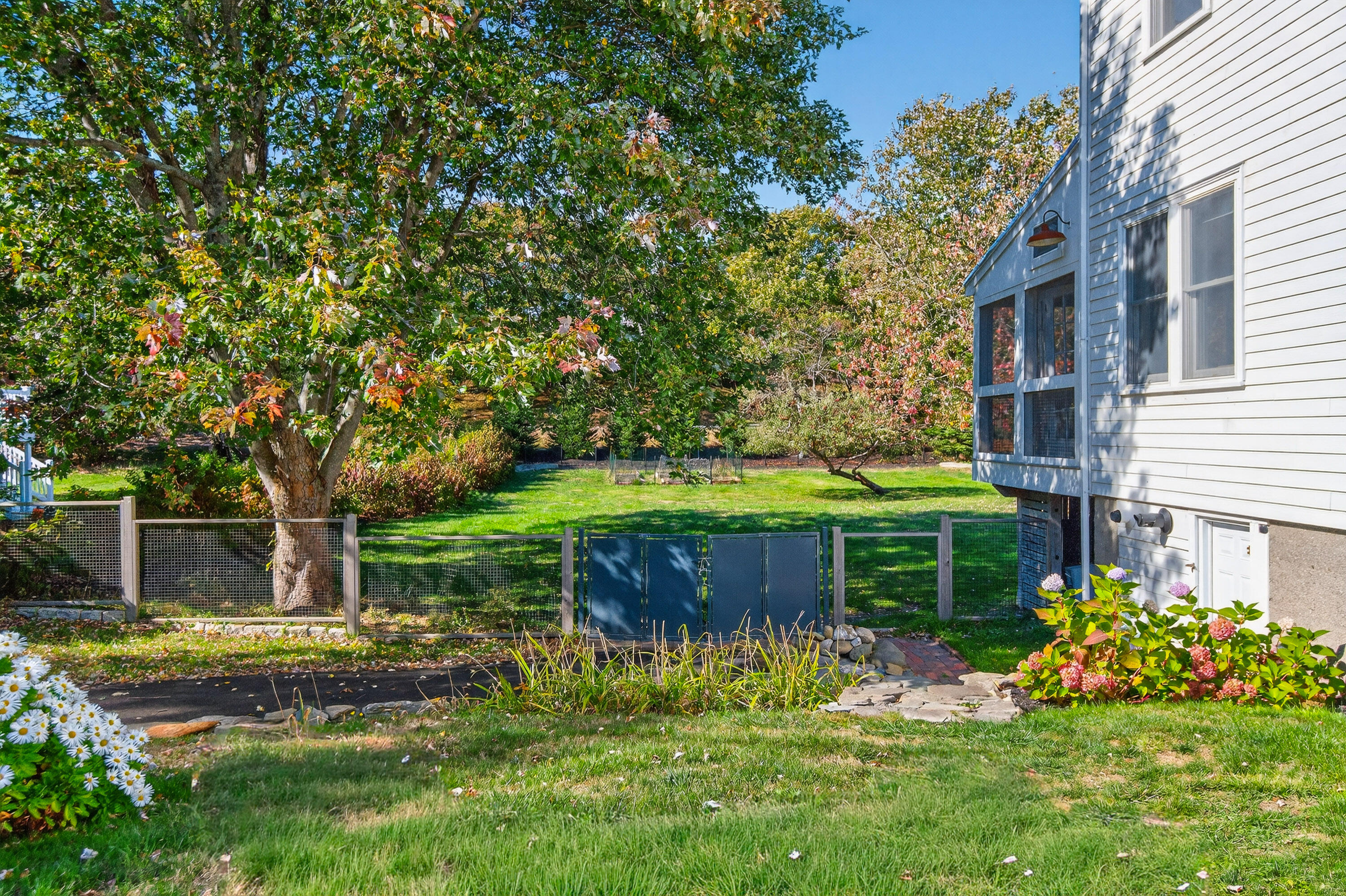 202 Two Lights Road Cape Elizabeth ME 04107