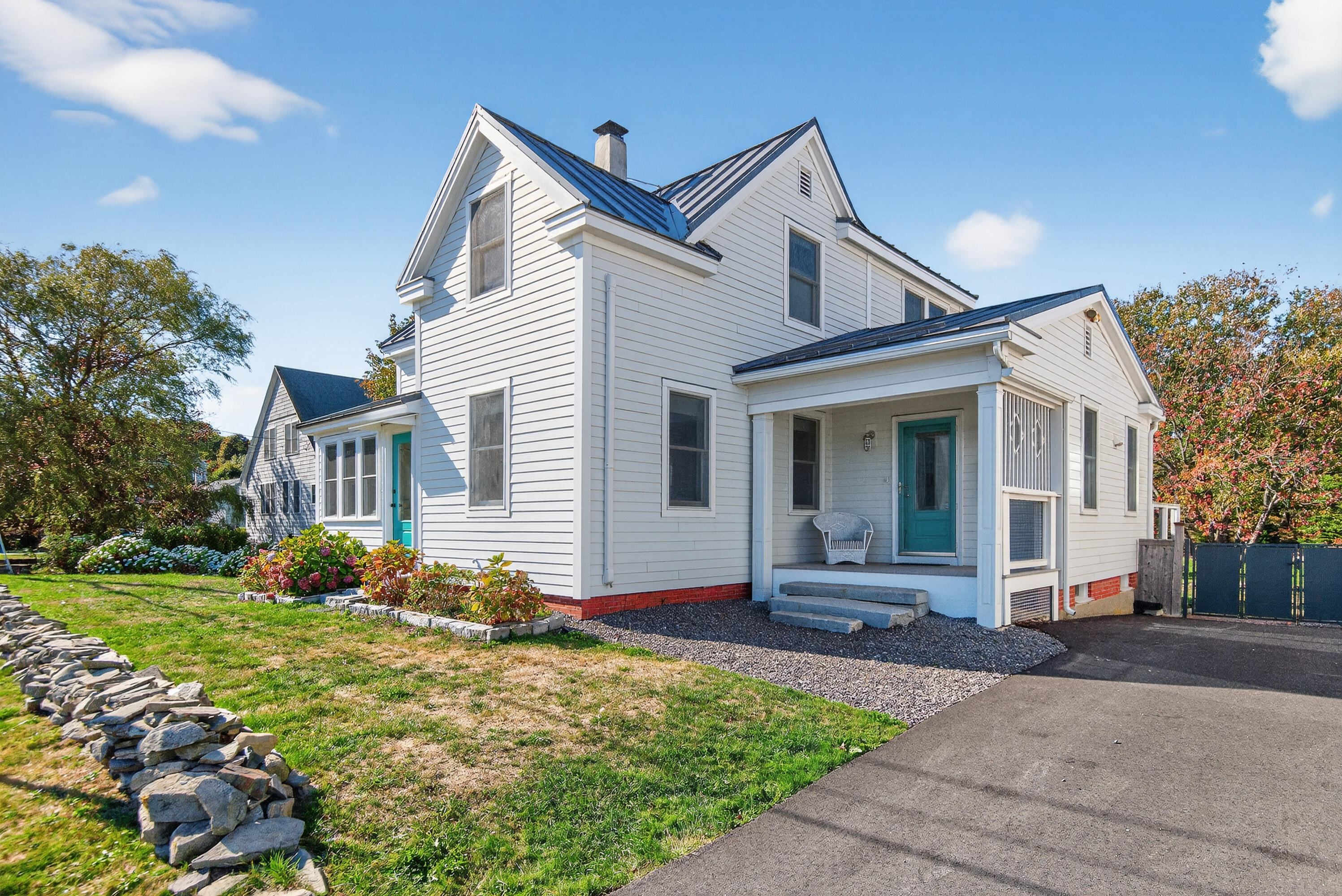 202 Two Lights Road Cape Elizabeth ME 04107