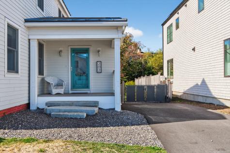 202 Two Lights Road Cape Elizabeth ME 04107