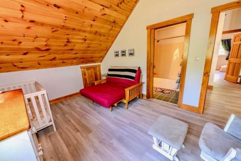 19 Glenview Lane Belfast ME 04915