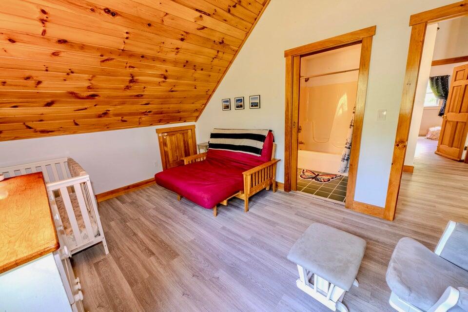 19 Glenview Lane Belfast ME 04915