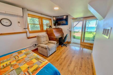 19 Glenview Lane Belfast ME 04915