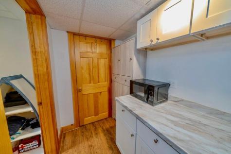 19 Glenview Lane Belfast ME 04915