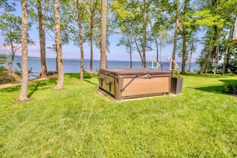 19 Glenview Lane Belfast ME 04915