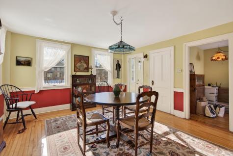 18 Portland Street Yarmouth ME 04096