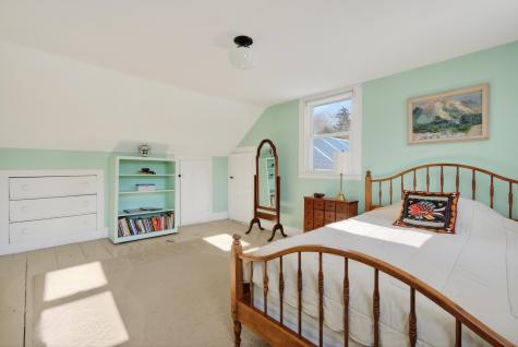 18 Portland Street Yarmouth ME 04096