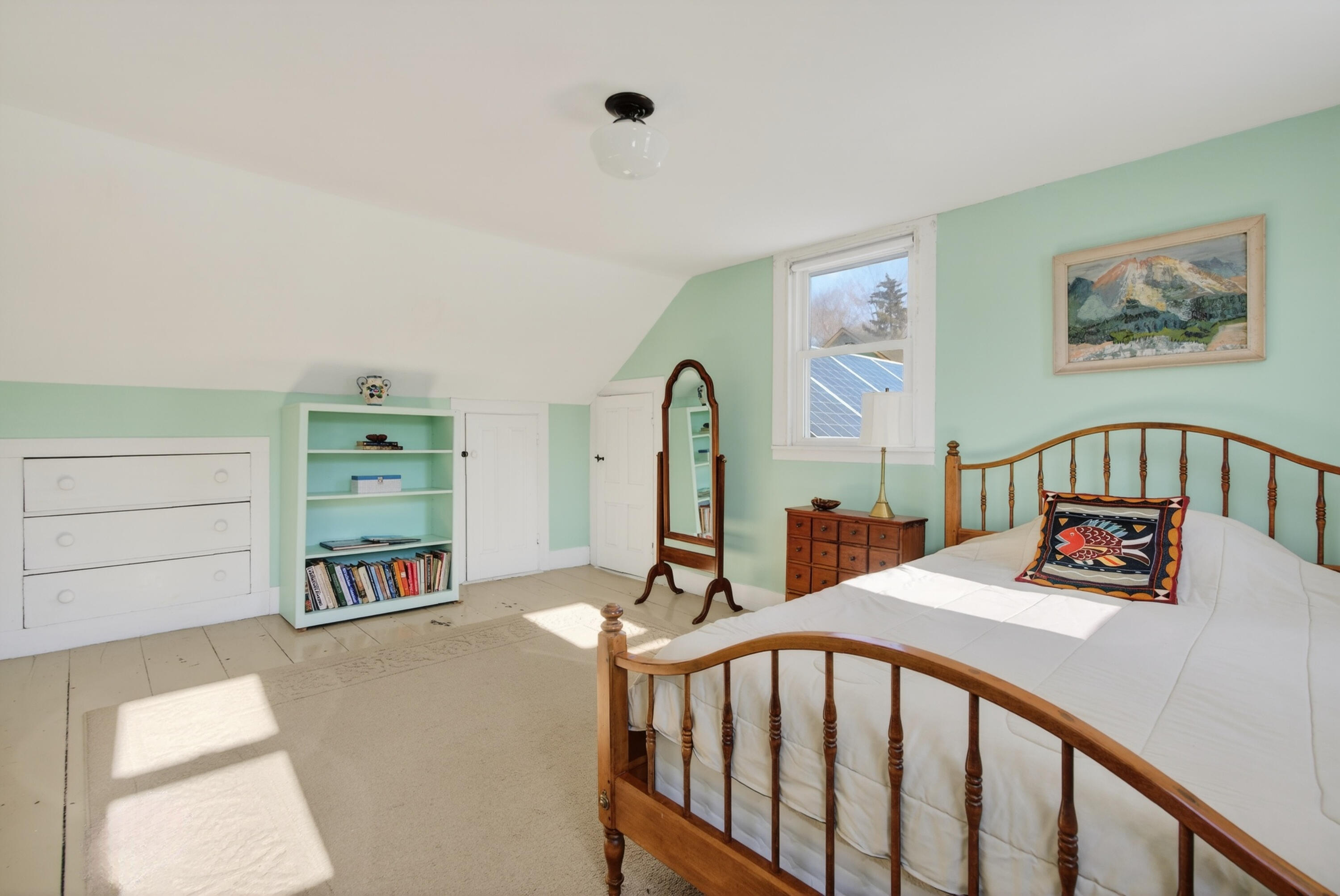 18 Portland Street Yarmouth ME 04096