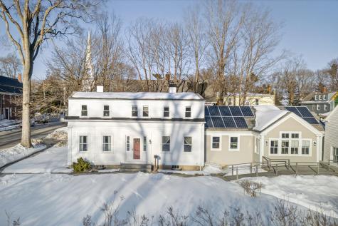 18 Portland Street Yarmouth ME 04096