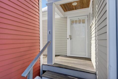 18 Portland Street Yarmouth ME 04096