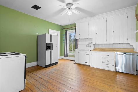 149 Pleasant Street Rockland ME 04841