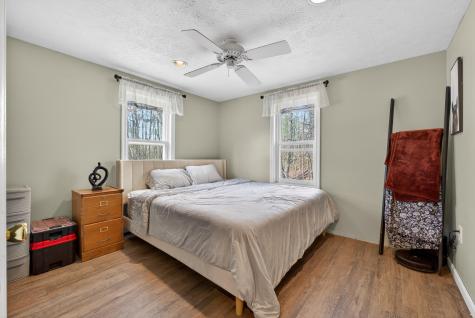 8 Jesse Circle Sanford ME 04073