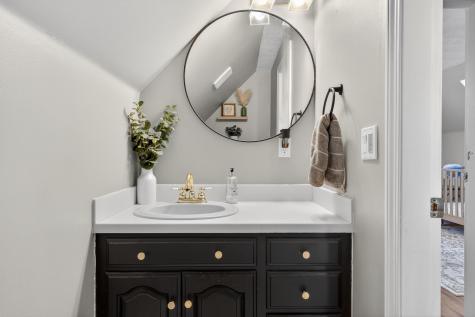 8 Jesse Circle Sanford ME 04073