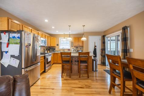 189 Autumn Drive Poland ME 04274