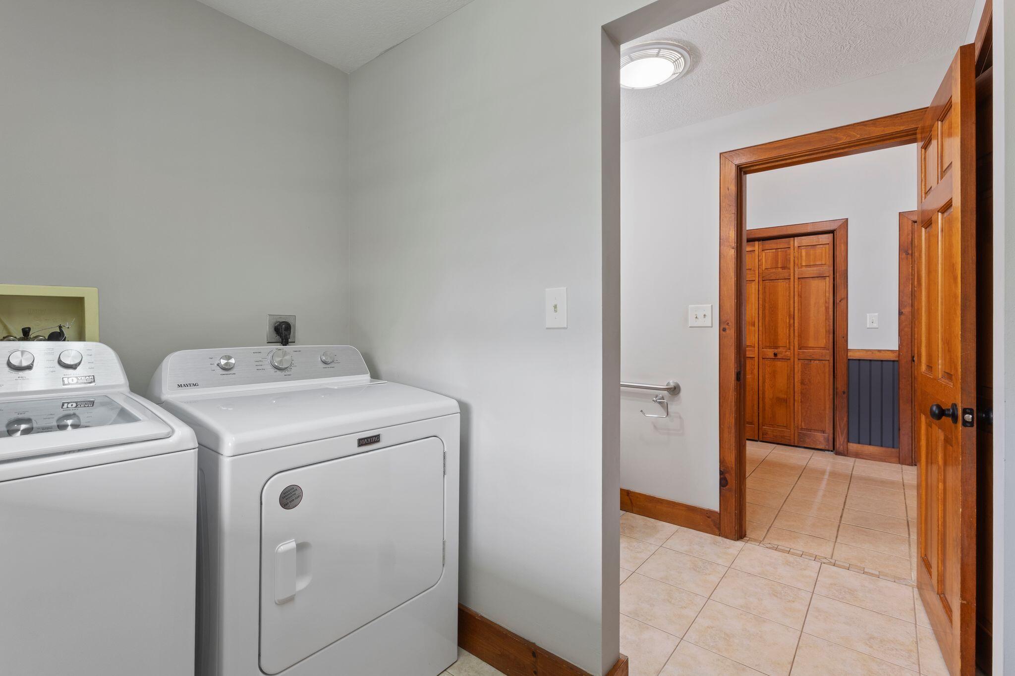 3 Gulliver Drive Sanford ME 04073