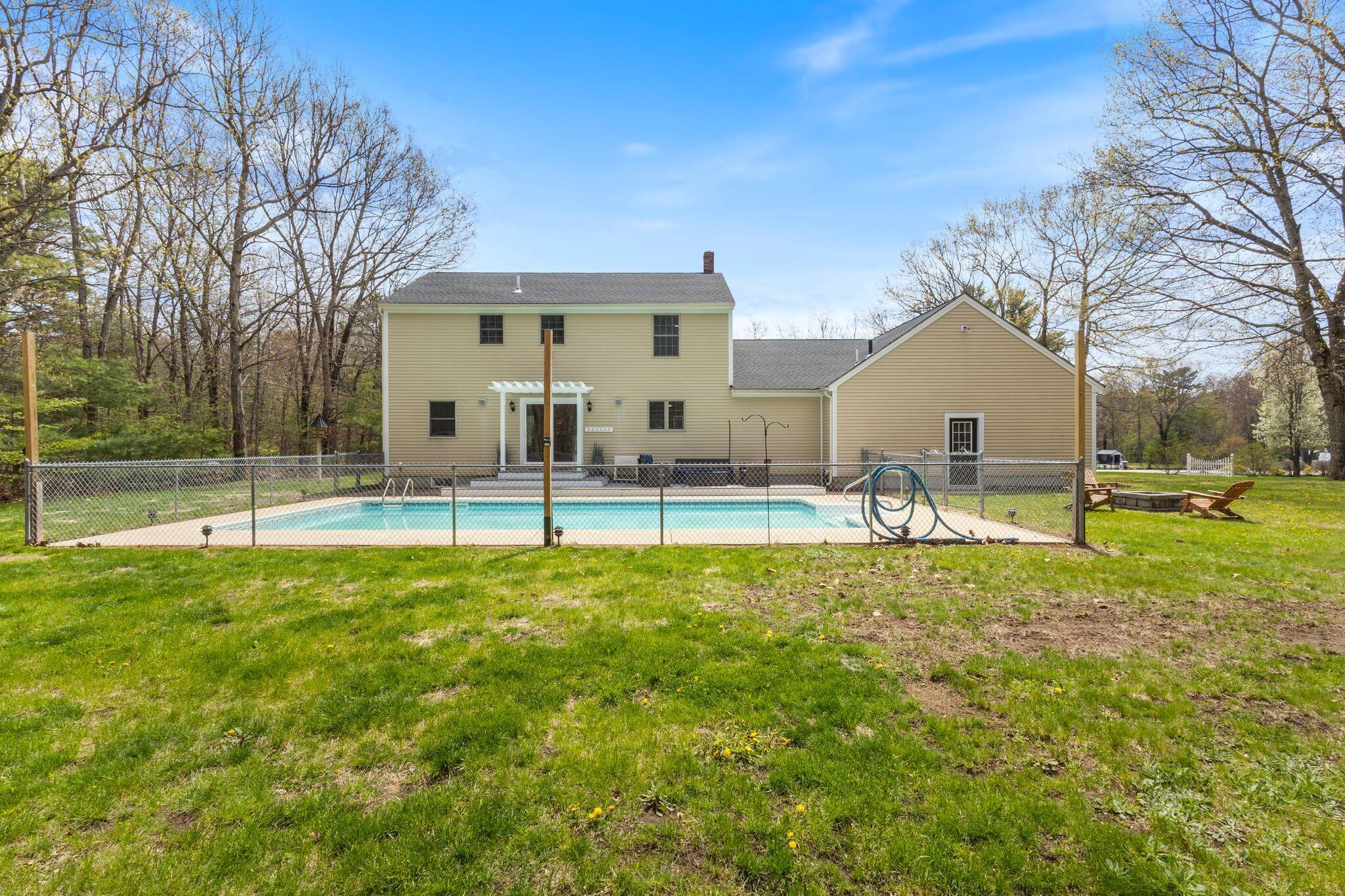 3 Gulliver Drive Sanford ME 04073
