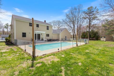 3 Gulliver Drive Sanford ME 04073