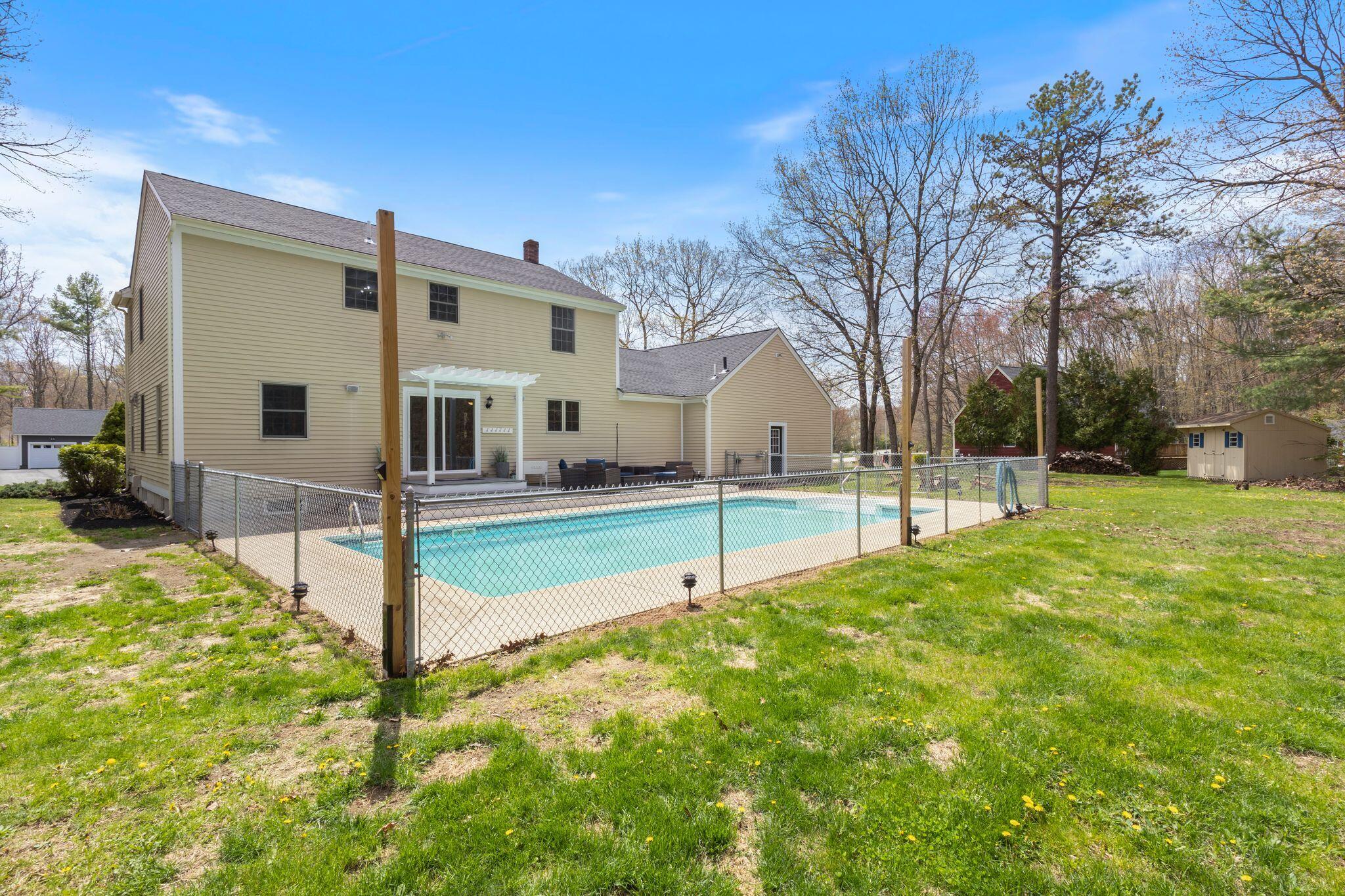 3 Gulliver Drive Sanford ME 04073