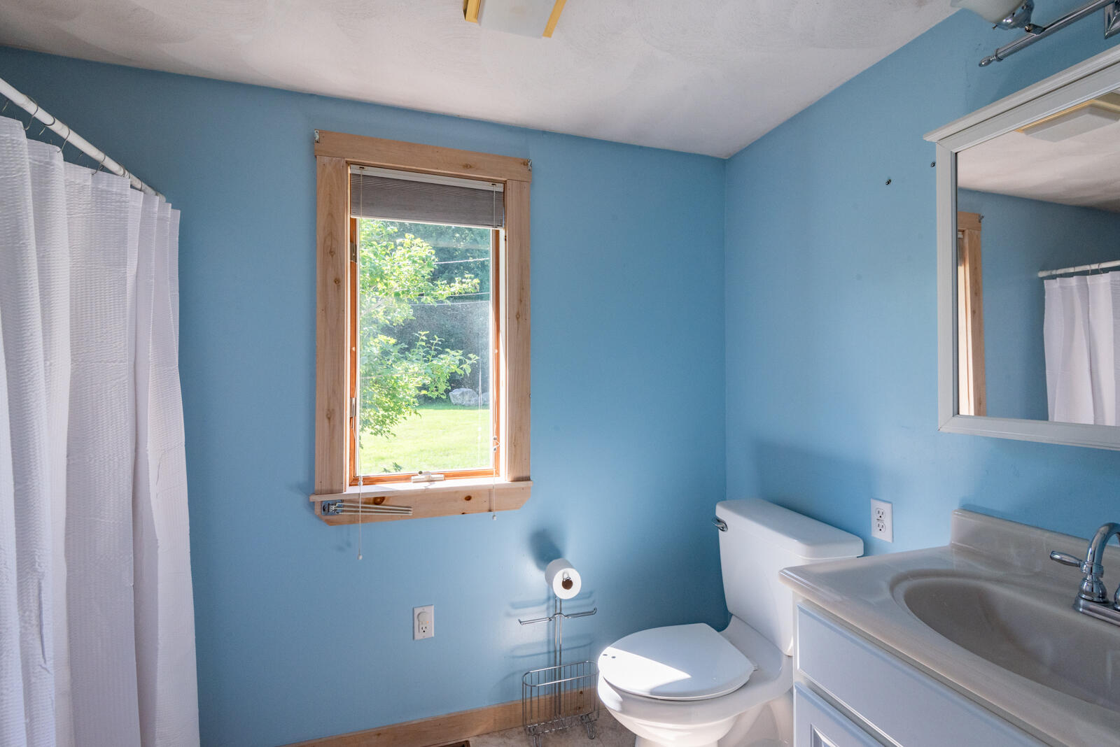 35 Turtle Cove Road West Gardiner ME 04345