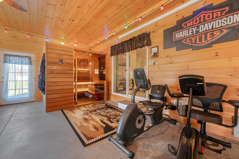 586 Foster Road Auburn ME 04210