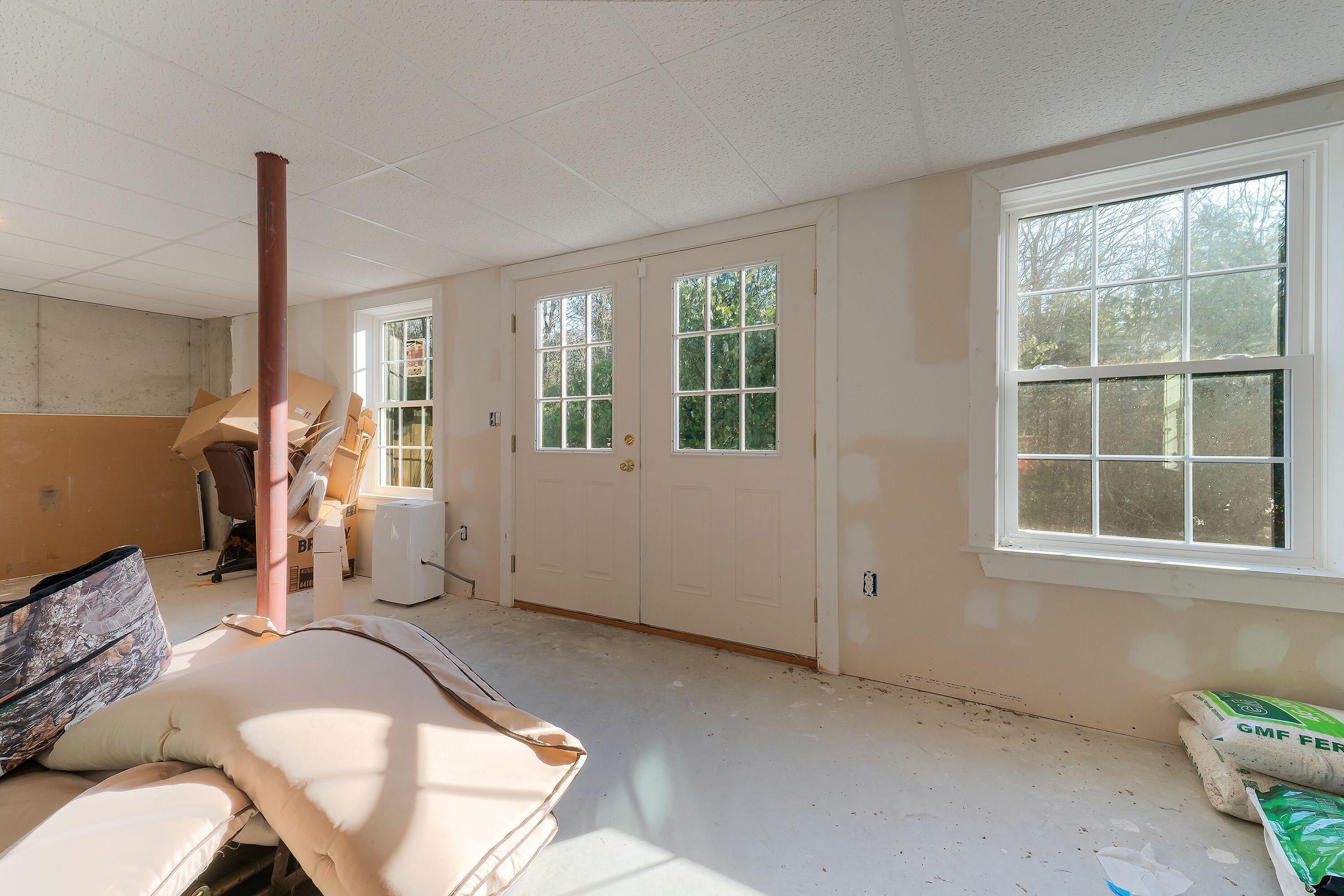 586 Foster Road Auburn ME 04210