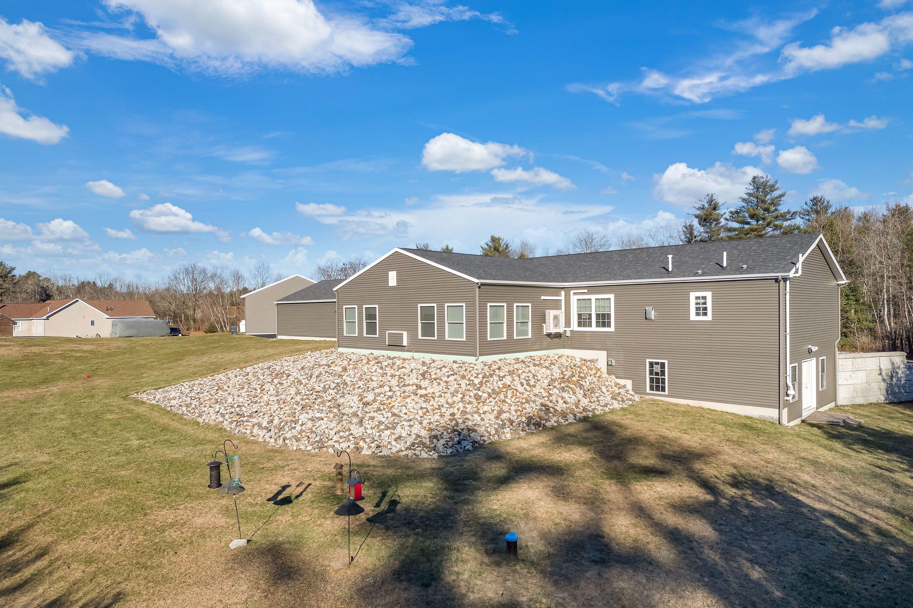 586 Foster Road Auburn ME 04210